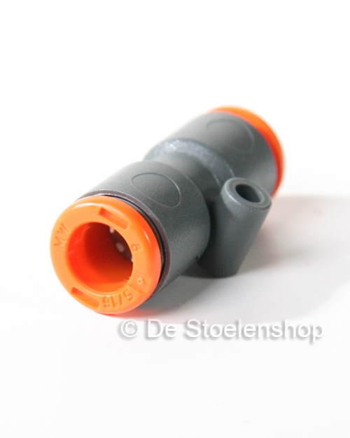 Push-in koppeling voor het verbinden van 8 mm. luchtslang