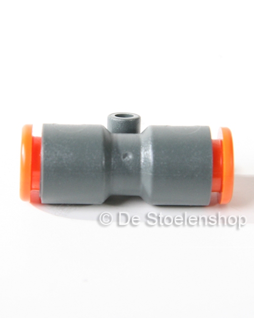 Push-in koppeling voor het verbinden van 8 mm. luchtslang